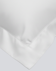 Fronhas BellaLux em cetim 100% algodão branco — BellaGoma