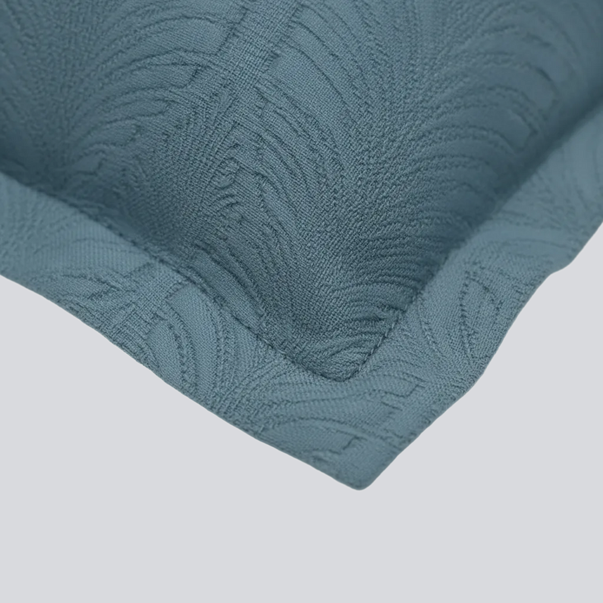 Detalhe do padrão e acabamento das Fronhas BellaCorfu azuis — BellaGoma