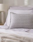Fronhas BellaTonka em Jacquard 100% Algodão — Elegância Intemporal