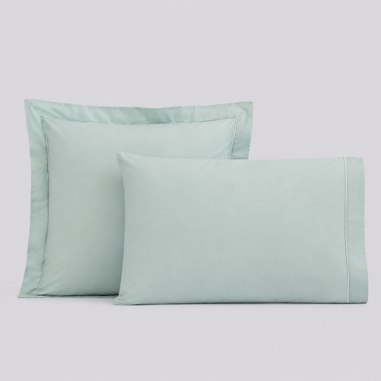 Fronha Oxford em algodão percal verde royal – vista quadrada e retangular - BellaGoma 