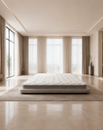 Topper Núcleo de Espuma BellaGoma sobre cama num quarto moderno